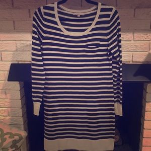 Worn once! Navy & Gray long sleeve Gap dress.small